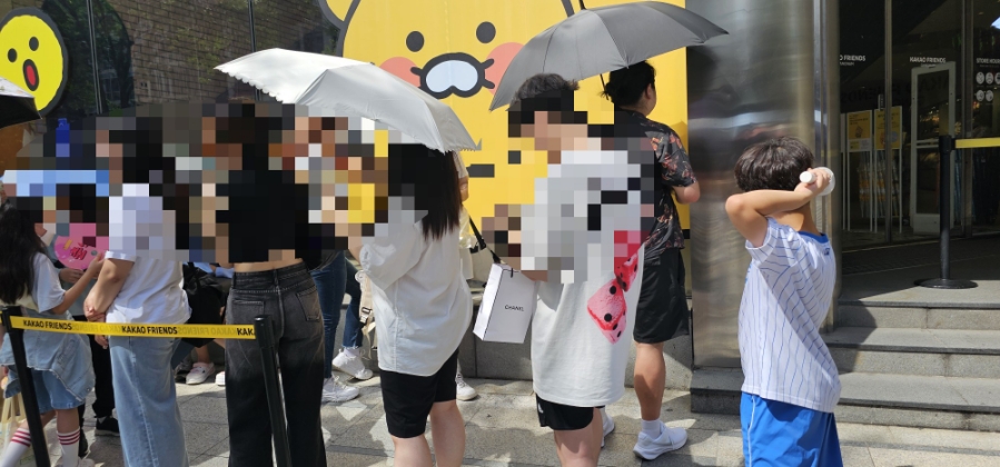 카카오프랜즈2층카페 이미지