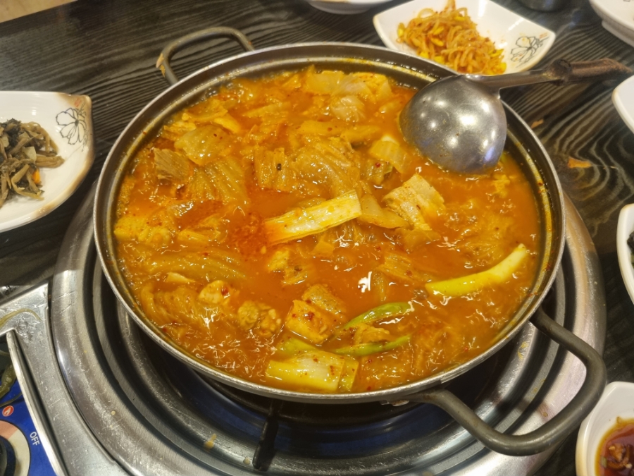 제주통돼지 사진 7