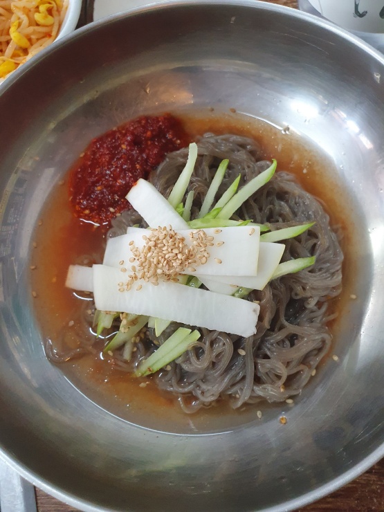 본가솥뚜껑삼겹살 이미지