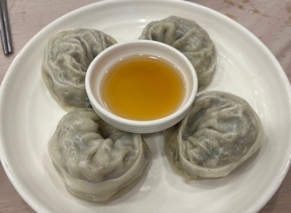참일능이백숙 이미지