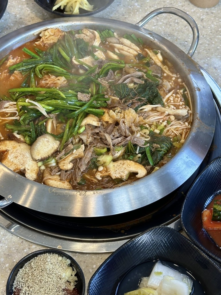향촌흑염소대구팔공산점 이미지