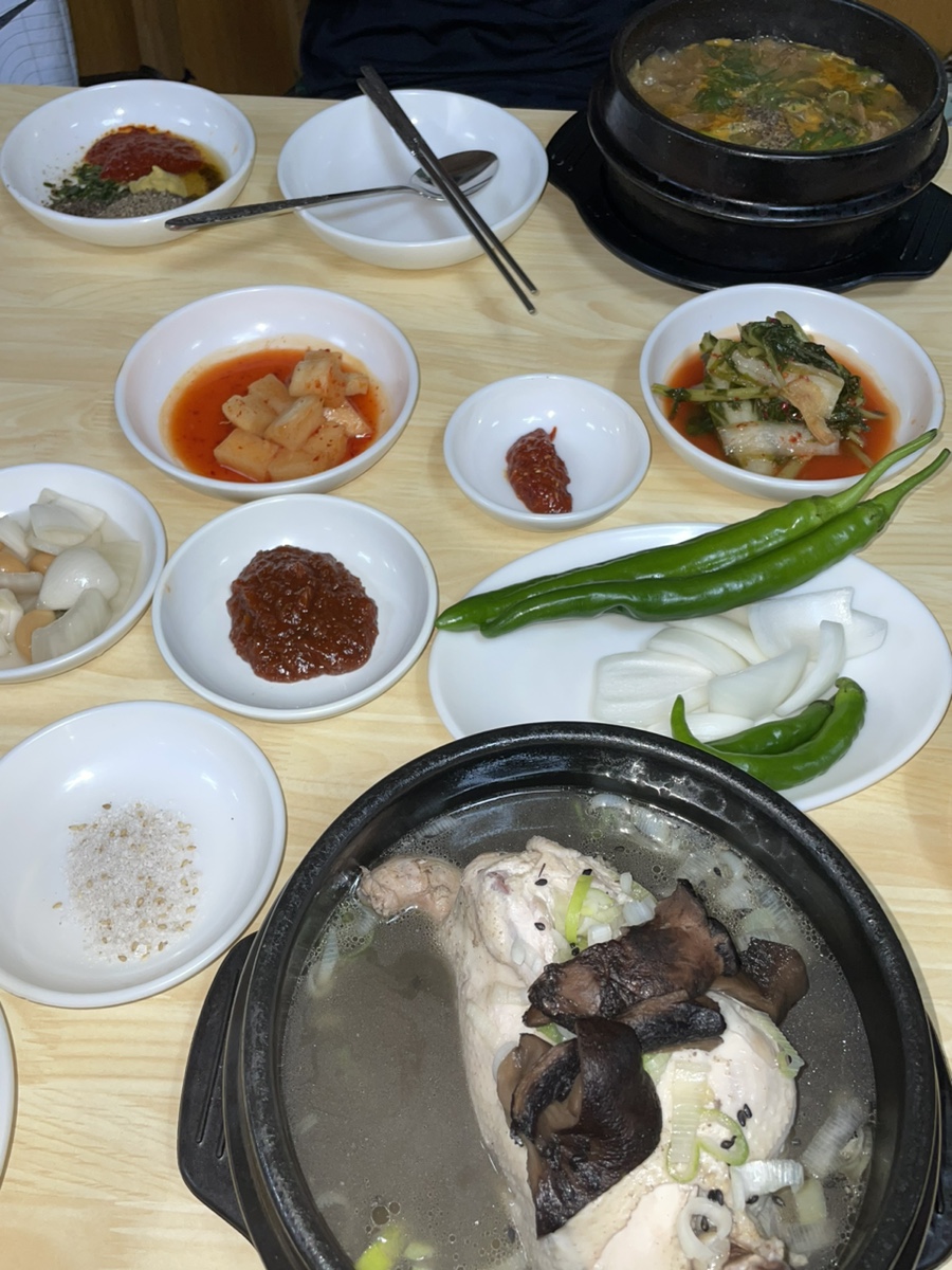 동묘흑염소삼계탕 이미지