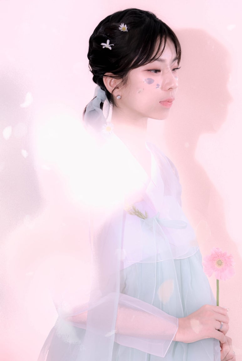 아델라스튜디오 이미지