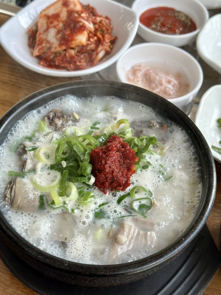 모도리국밥 이미지