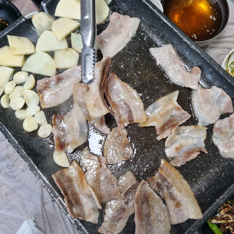 올라와 대패삼겹 이미지