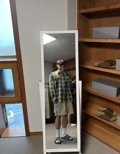 FIRSTFLOOR 이미지