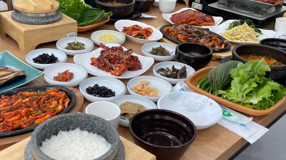 엄마네 돌솥밥 이미지