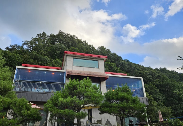 용담리70번지 이미지