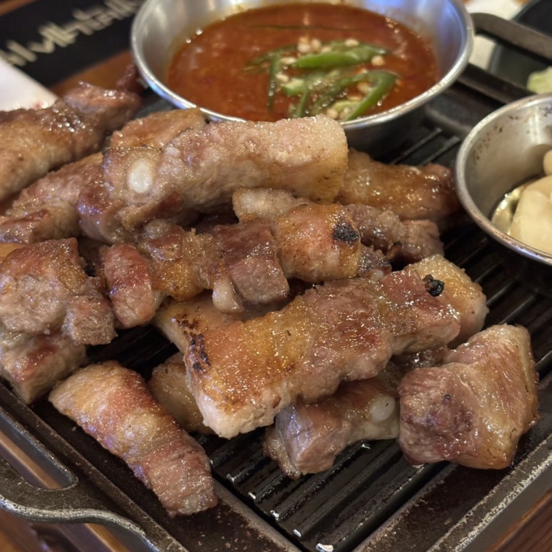 새벽네시반 이미지