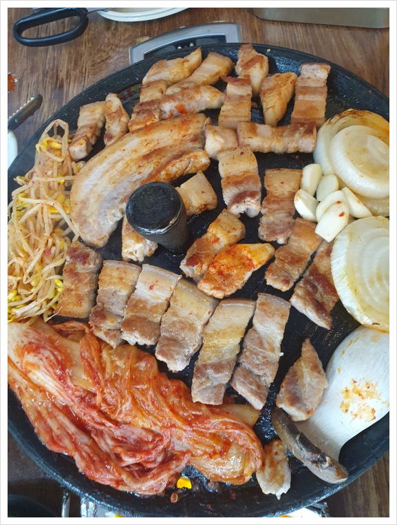 낭만솥뚜껑 이미지