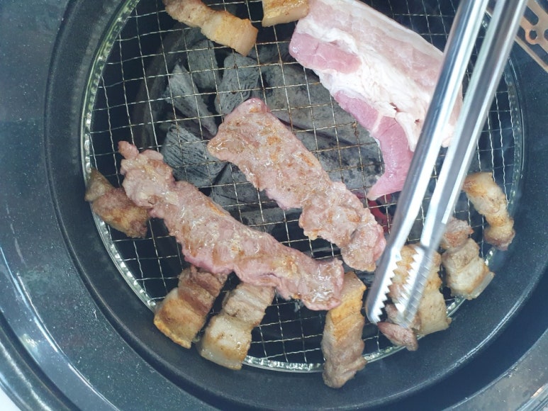 꿀고기집 이미지