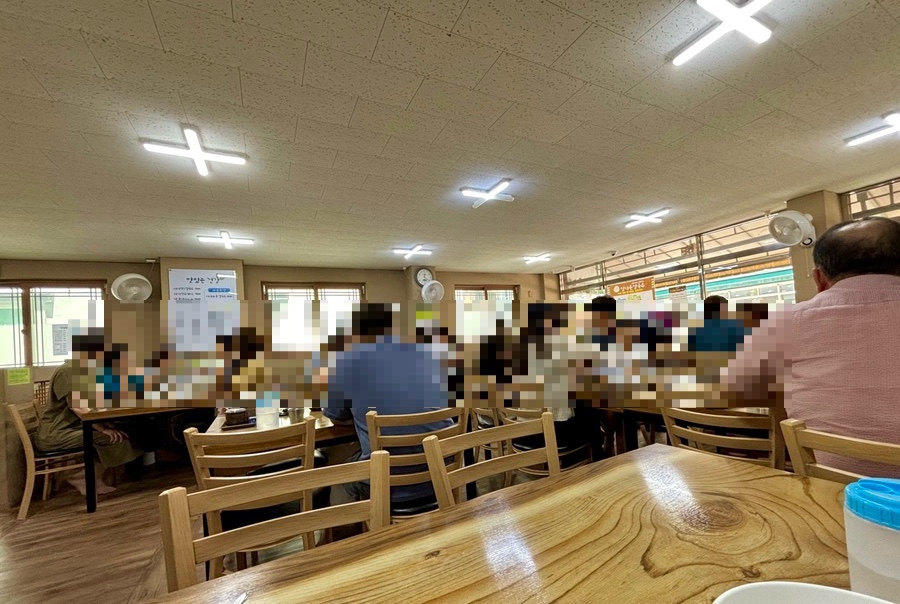 밀가손칼국수 이미지