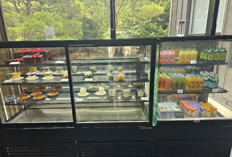 메르오르블랙베이커리 이미지