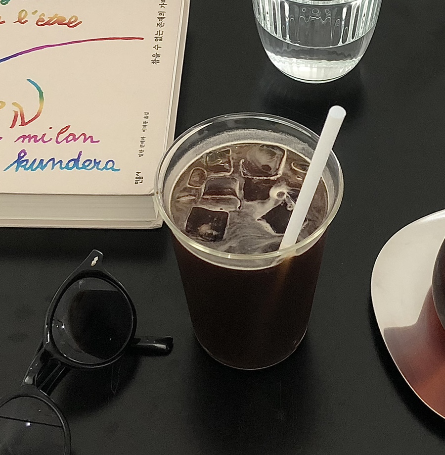 렌더링커피(RENDERING COFFEE) 이미지