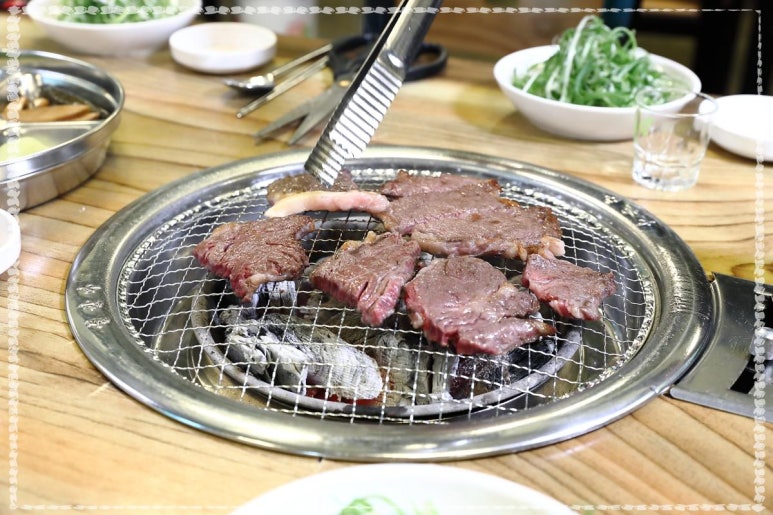 고향숯불고기 이미지