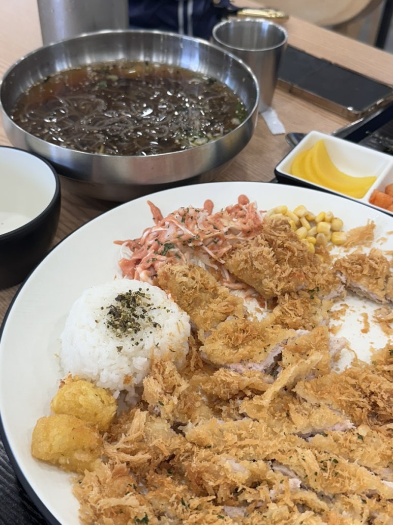 합천까스동 이미지