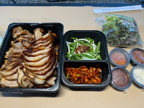 박찬환수제족발 이미지