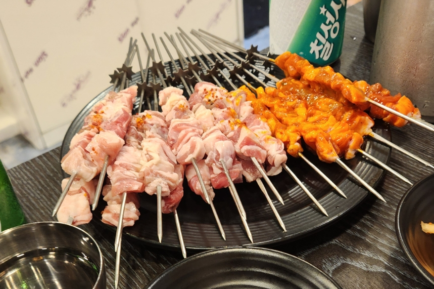 동동양꼬치 이미지