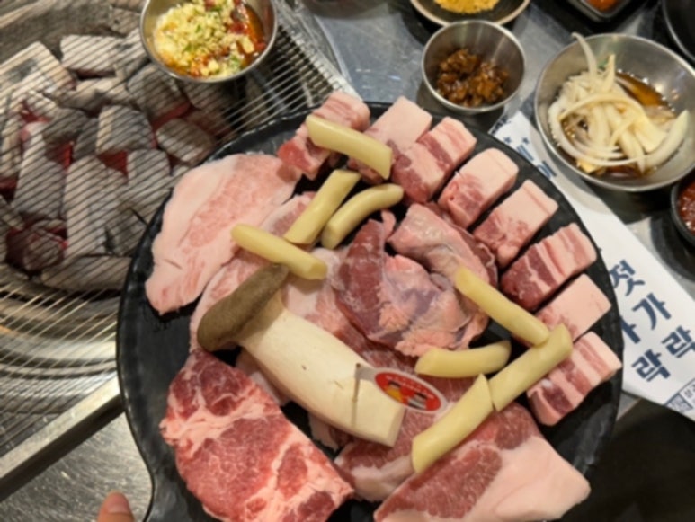상구네돼지구이 이미지