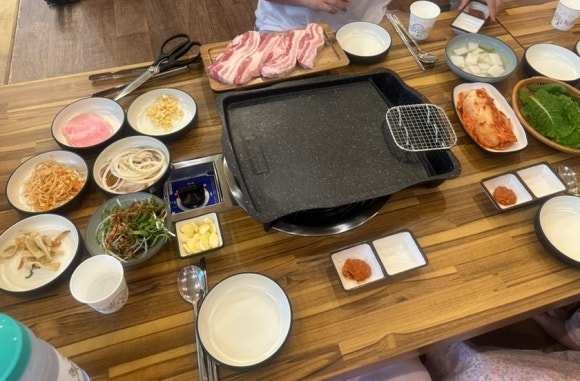 삼육오 고깃집 이미지