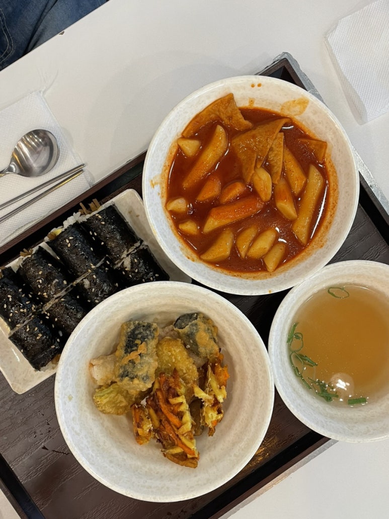 아워홈하나은행 이미지