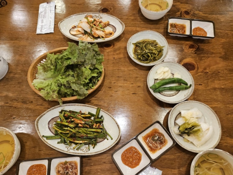 가장맛있는족발충주 이미지