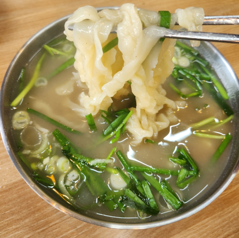 호동칼국수 이미지