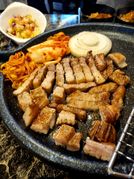 까치내볏짚삼겹살 이미지