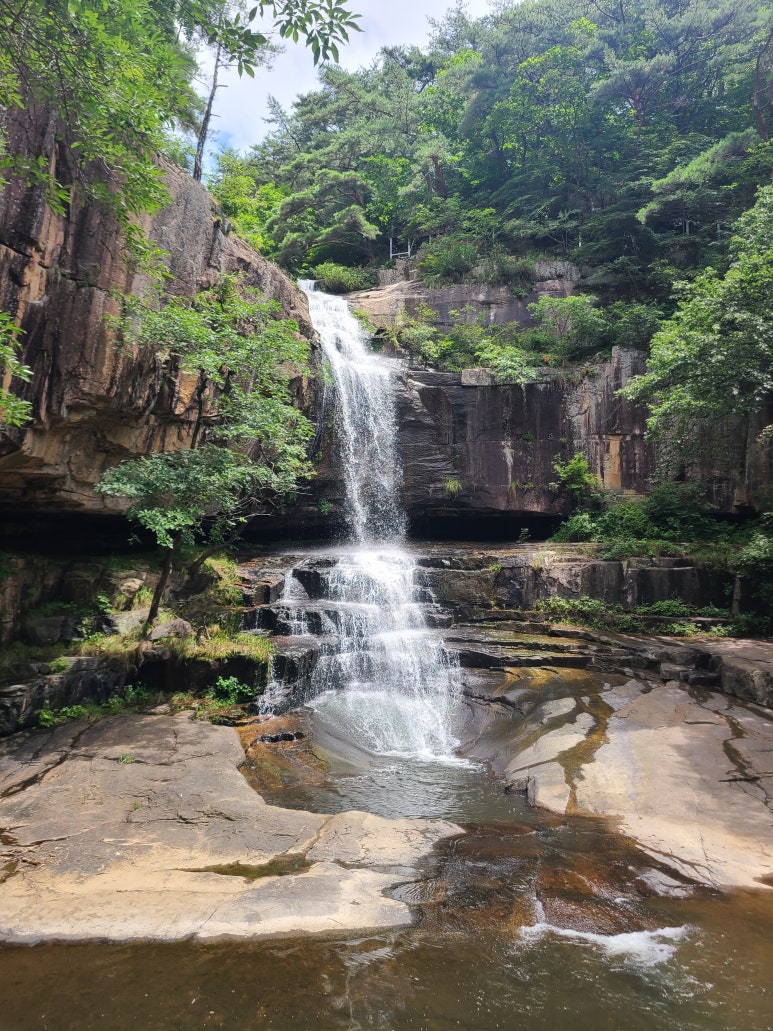 Suok Waterfall