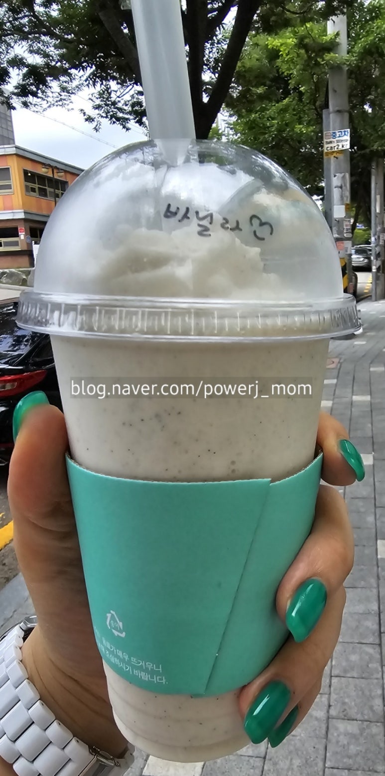 베이커리카페빵파네 이미지