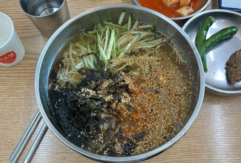 진주양푼국수 이미지