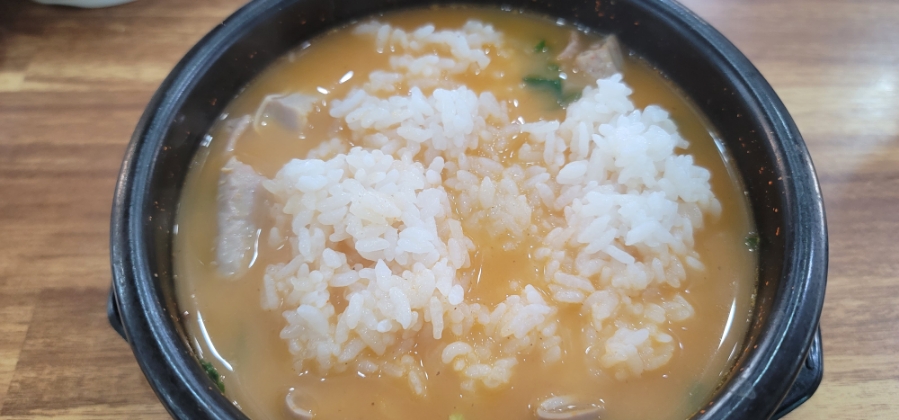 우자매 순대국 이미지