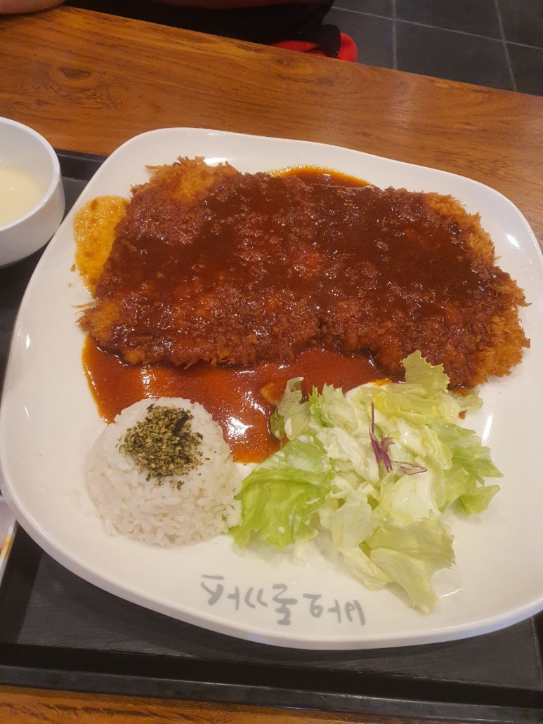 바오돈까스 이미지