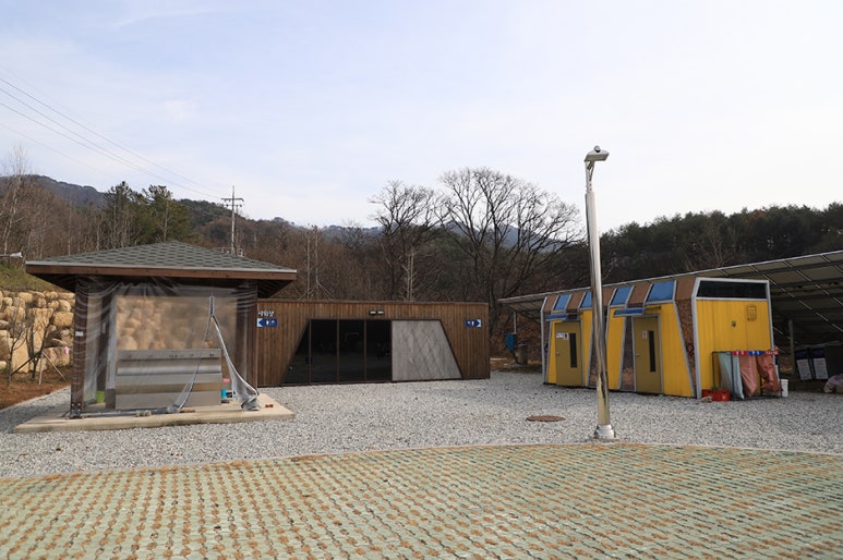 약수골캠프촌 숲속캠핑장 이미지