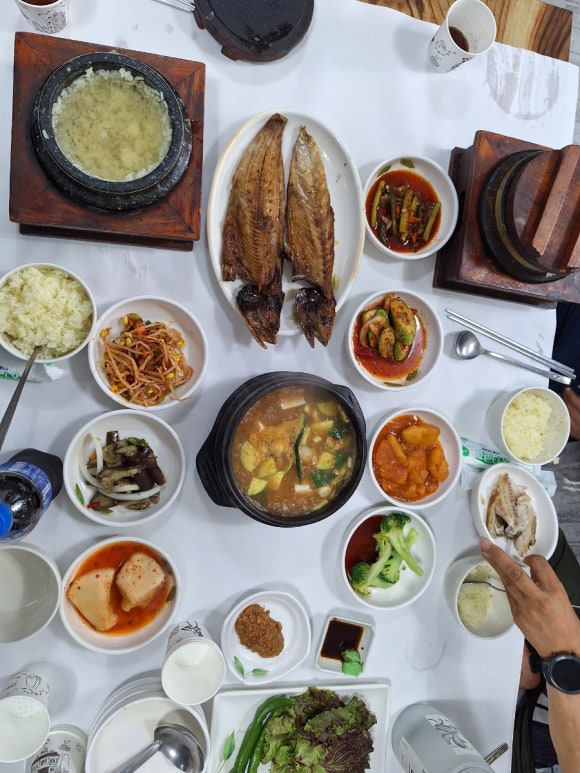 별이 빛나는 밤에 글램핑 이미지