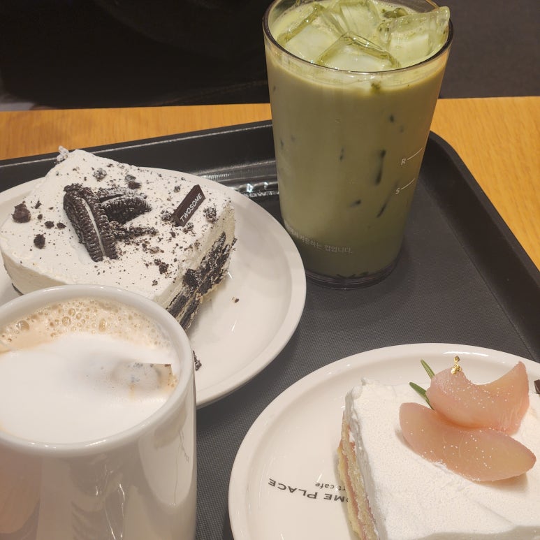 투썸플레이스 아산CGV점 이미지