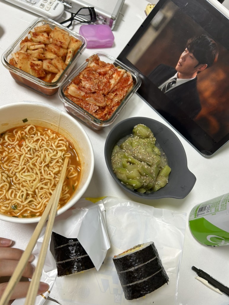 반찬하는엄마야식 이미지