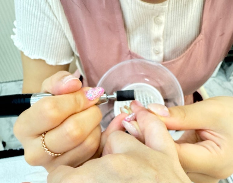 네일비아르 이미지