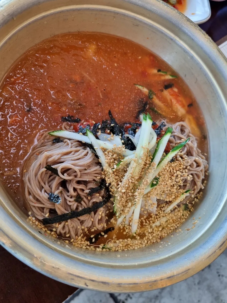 양푼 국물 닭갈비 이미지