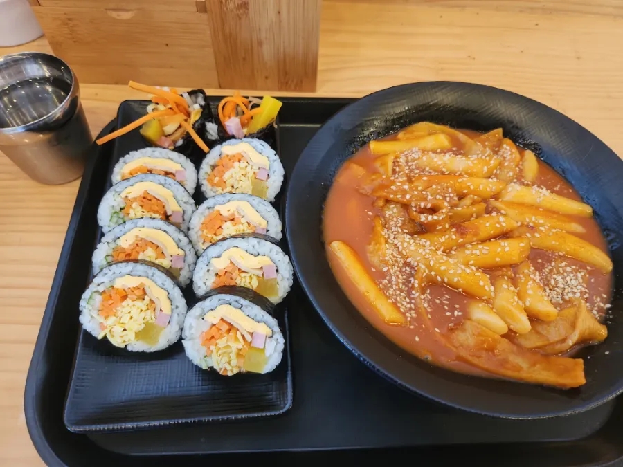 도토리김밥본점 이미지