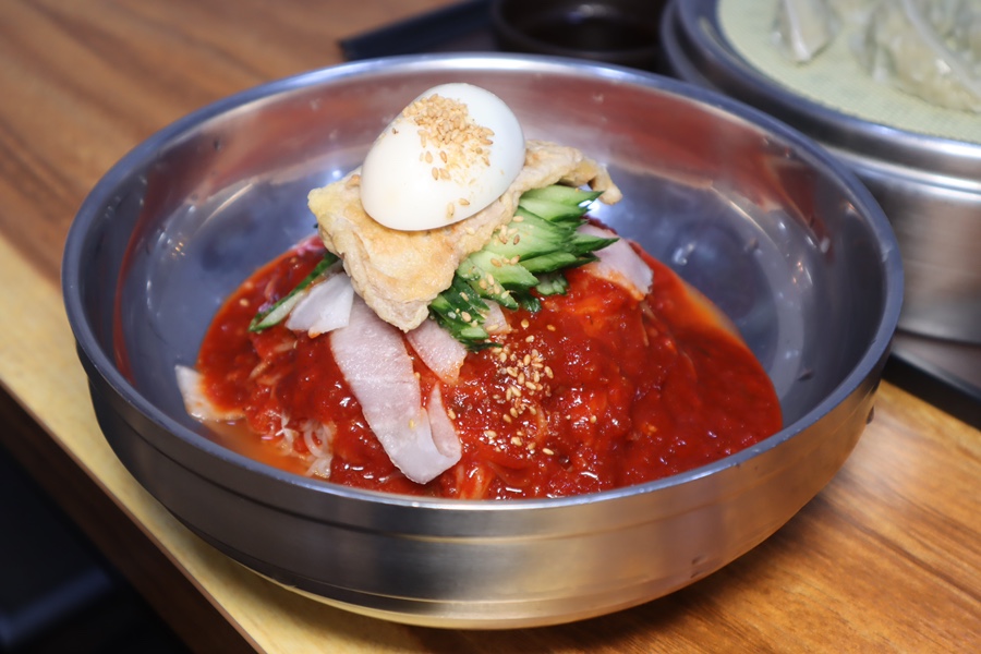 황금밀면 이미지