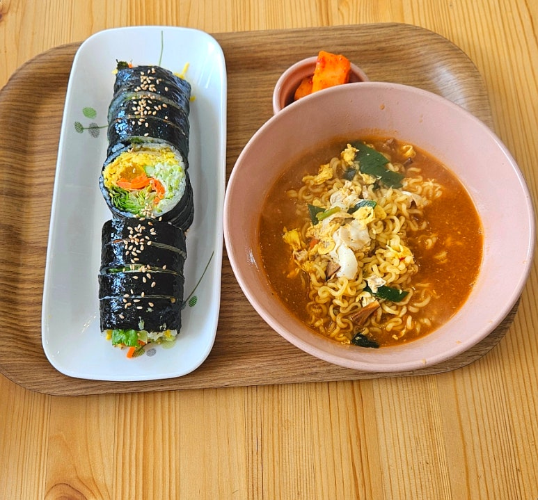 꽃채움김밥 이미지