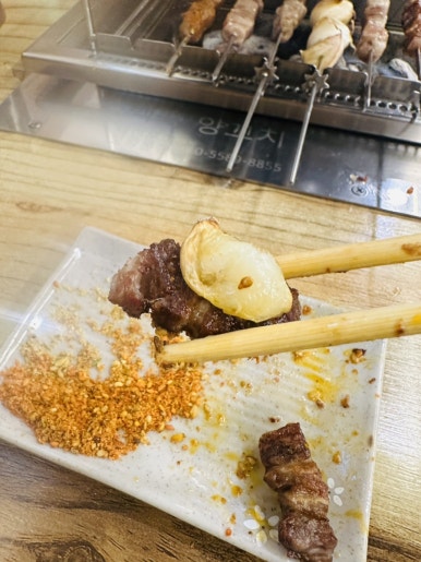 백옥꼬치구이 이미지