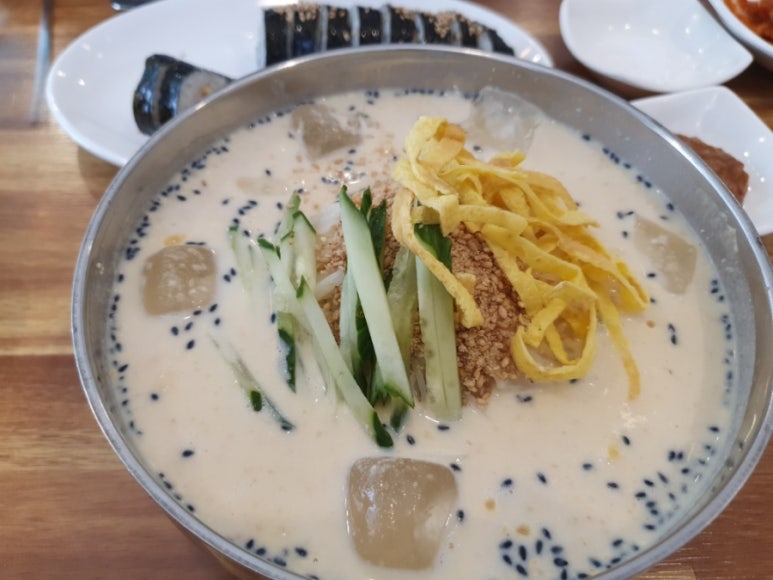 율하동잔치국수 이미지