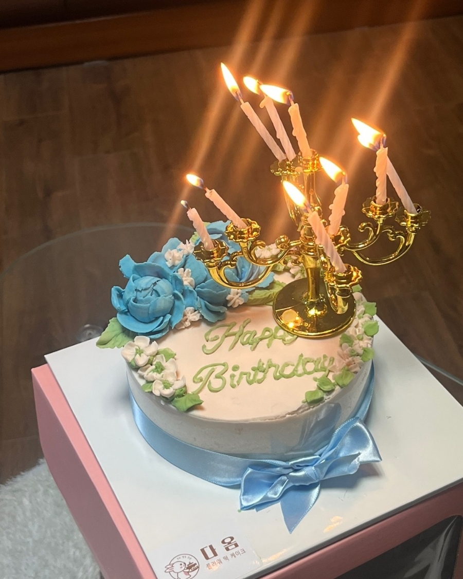 다옴플라워떡케이크 이미지