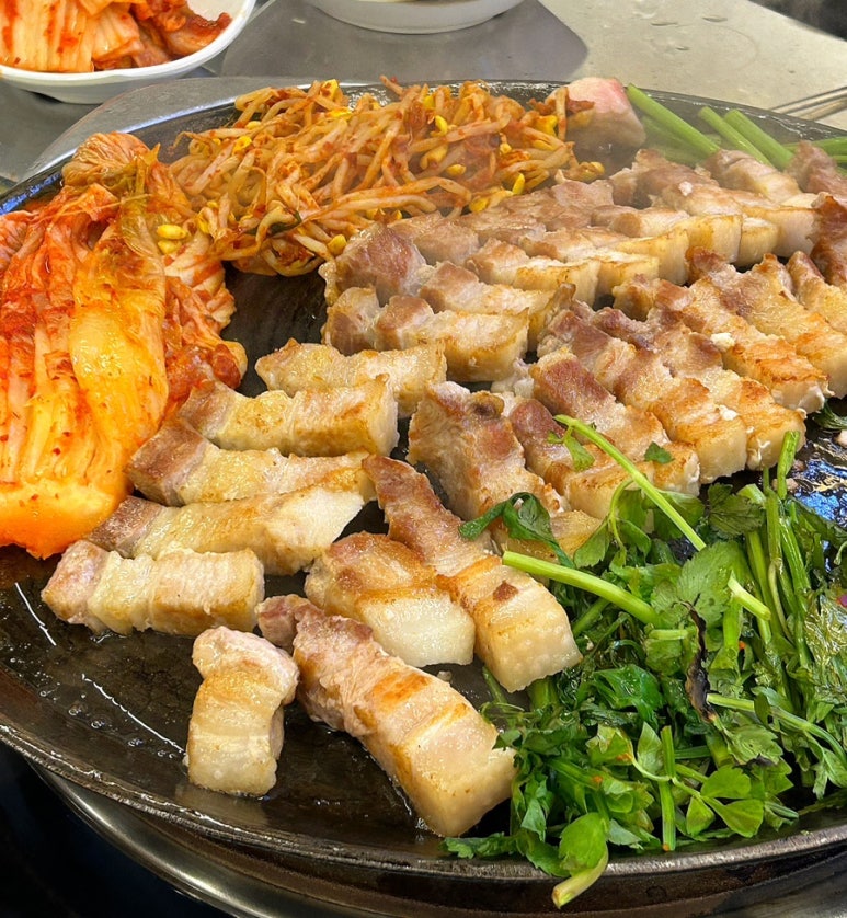 할매솥뚜껑삼겹살 부천점 이미지