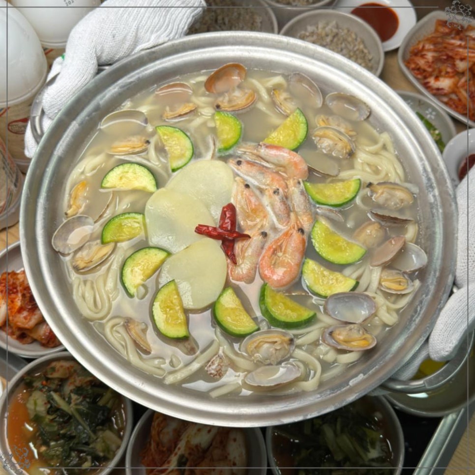 우림칼국수 이미지