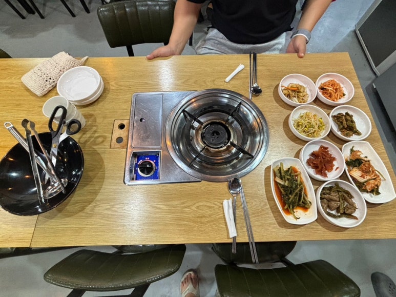 상대동능이백숙 이미지