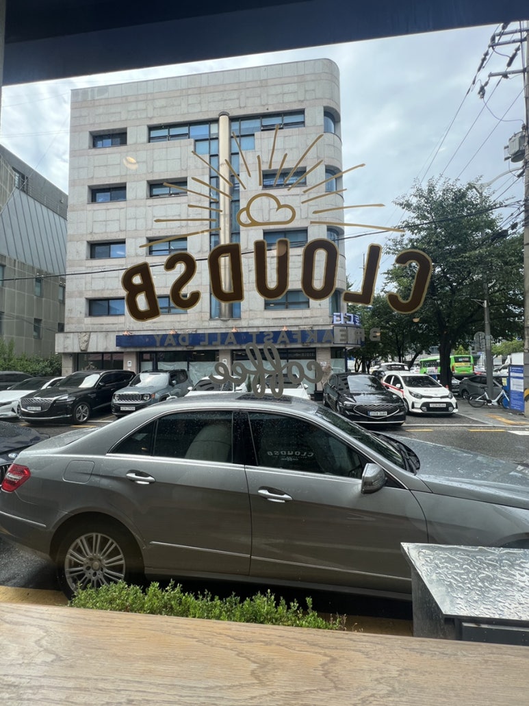 클라우즈비 이미지