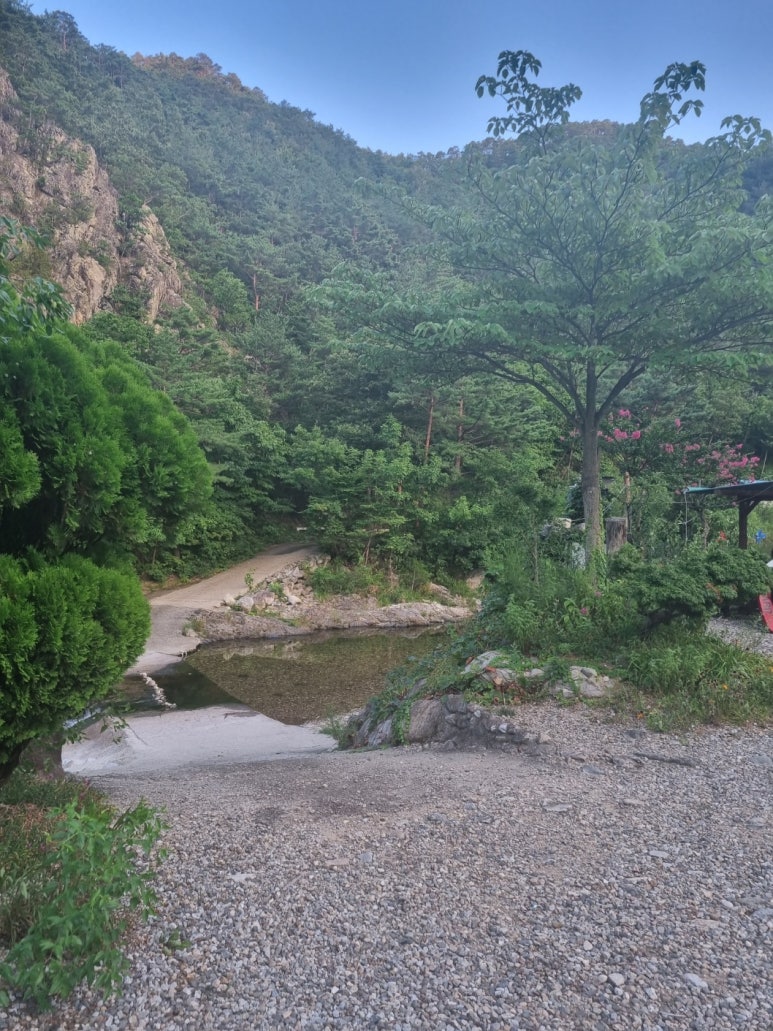 죽화우펜션 이미지